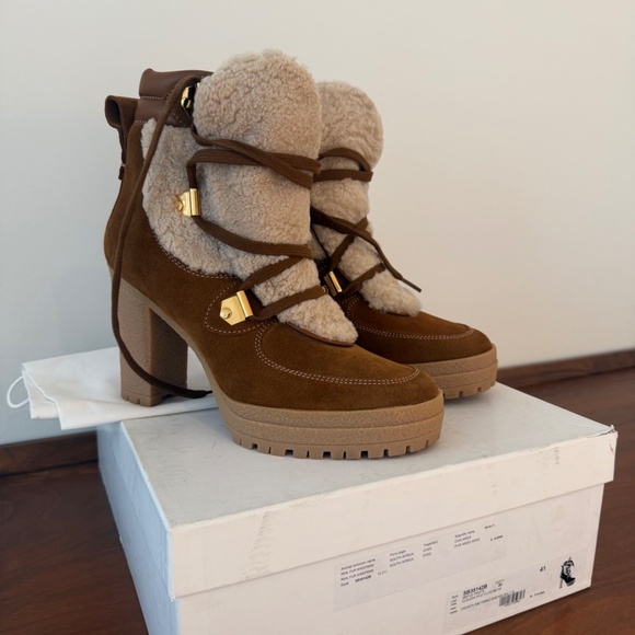 See By Chloe Karla Shearling Block Heel Boots Size 41 - Picture 2 of 5